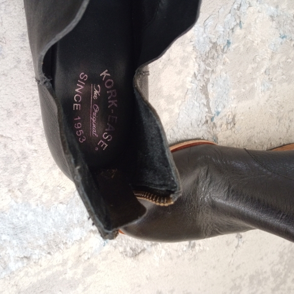 Kork- Ease size 8.5 Black Leather Ankle Boots Booties - Picture 9 of 13